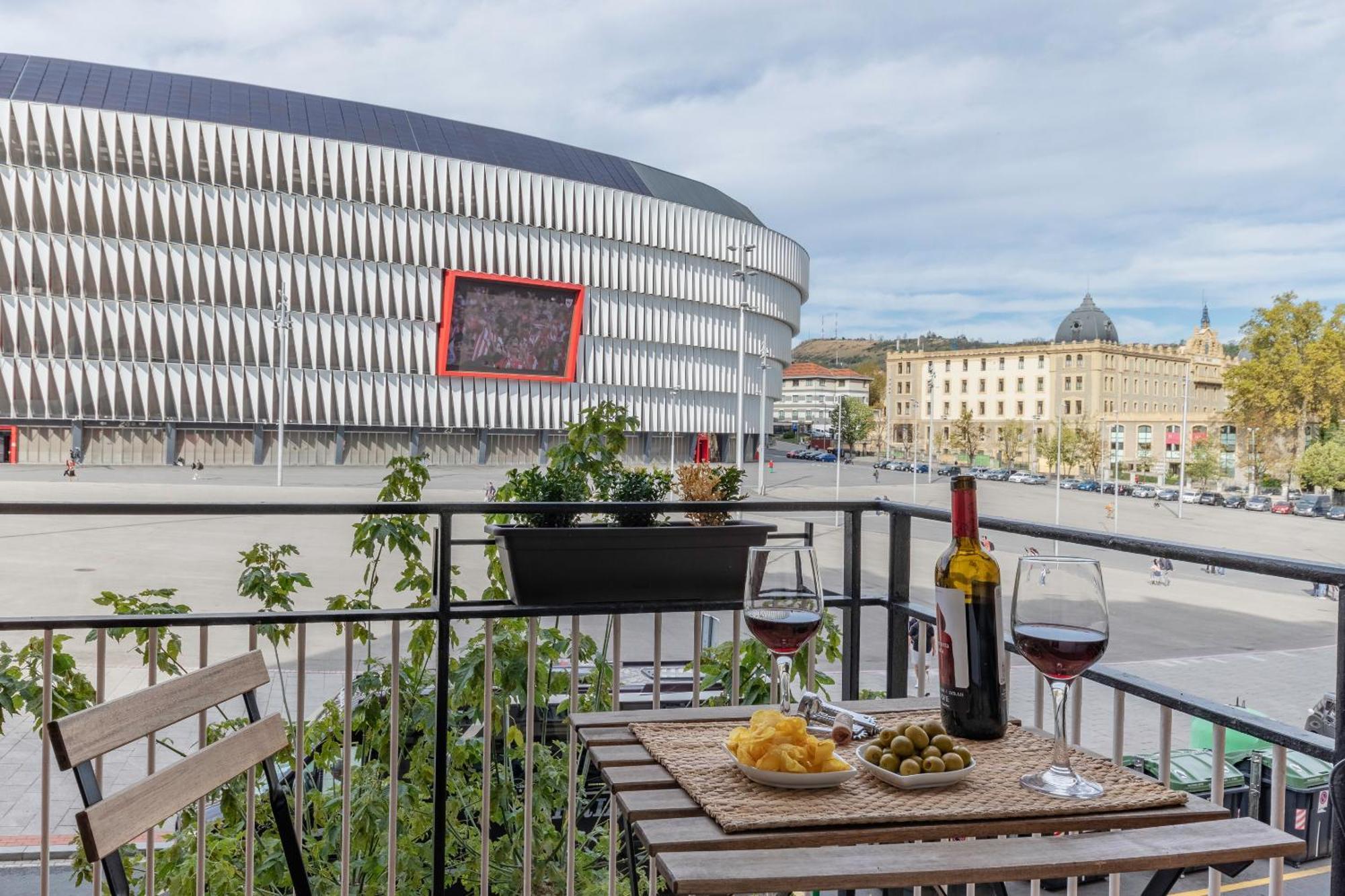 San Mames Apartment - Free Parking Bilbao Exterior photo