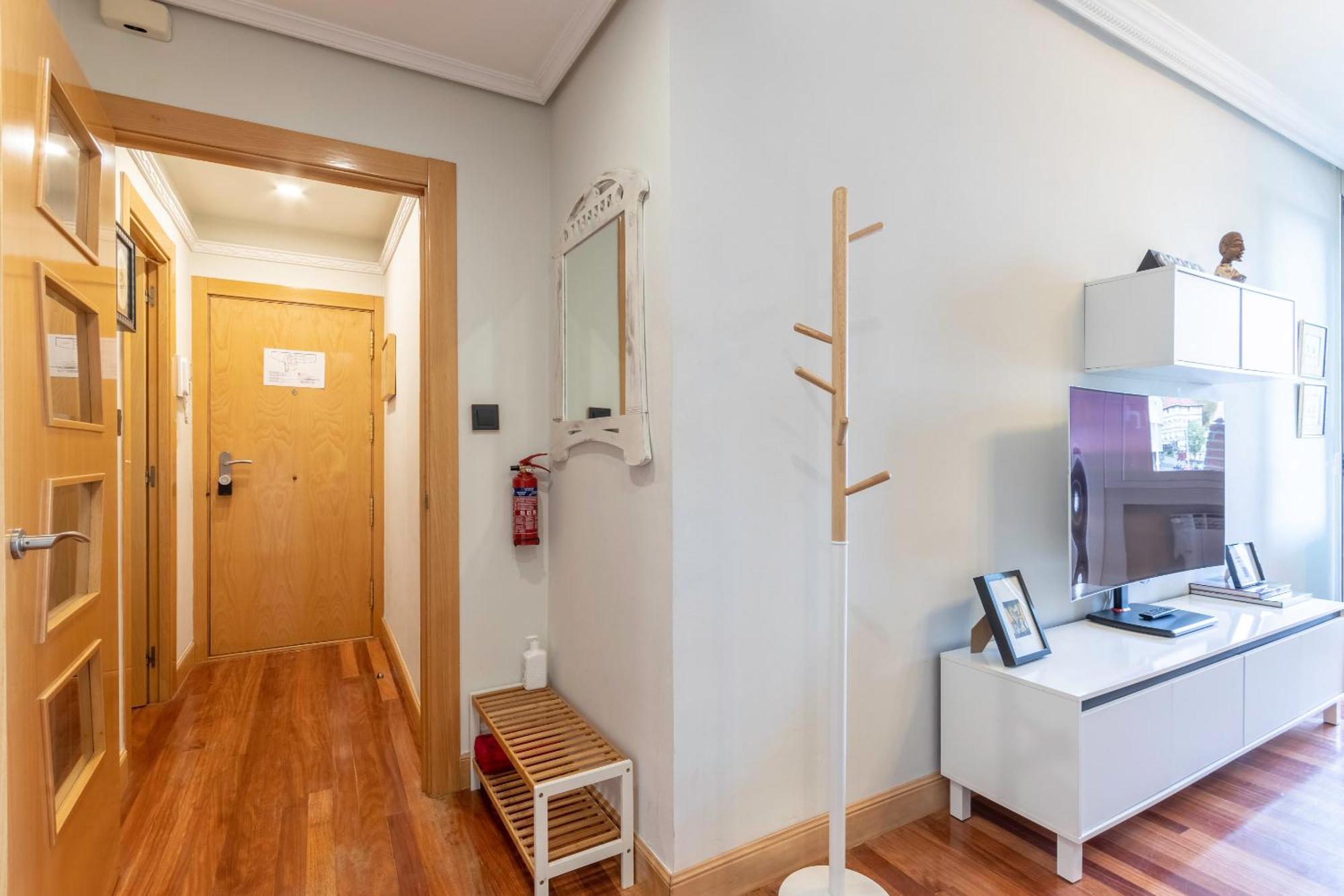 San Mames Apartment - Free Parking Bilbao Exterior photo